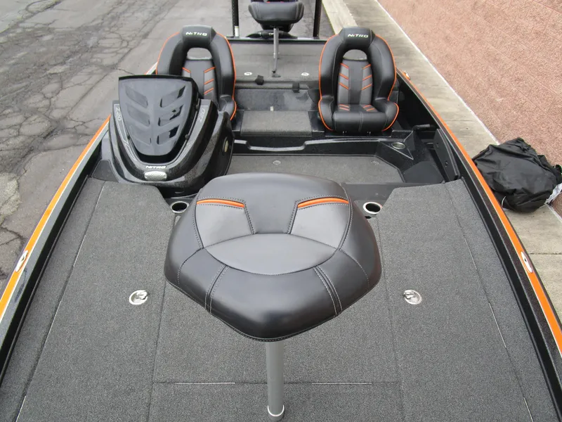 Slide: The Image of 2017 Nitro Z20 Z-Pro High Performance boat interior with seating and deck. - 15