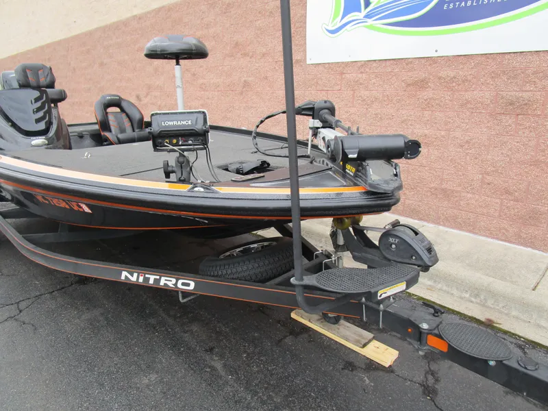 Slide: The Image of 2017 Nitro Z20 Z-Pro High Performance boat on trailer, featuring Lowrance electronics. - 3