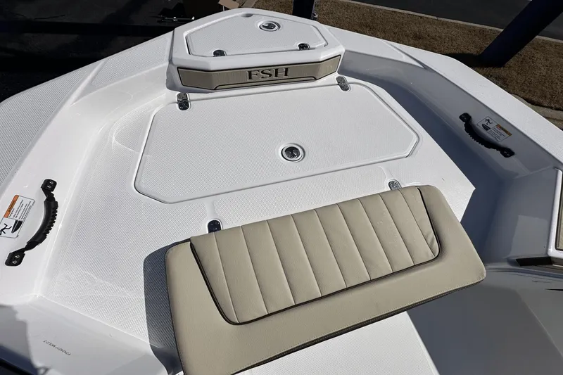 Slide: The Image of Yamaha 190 FSH Sport 2025 - 8