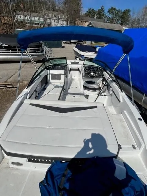 Slide: The Image of Monterey M-22 2022 - 16