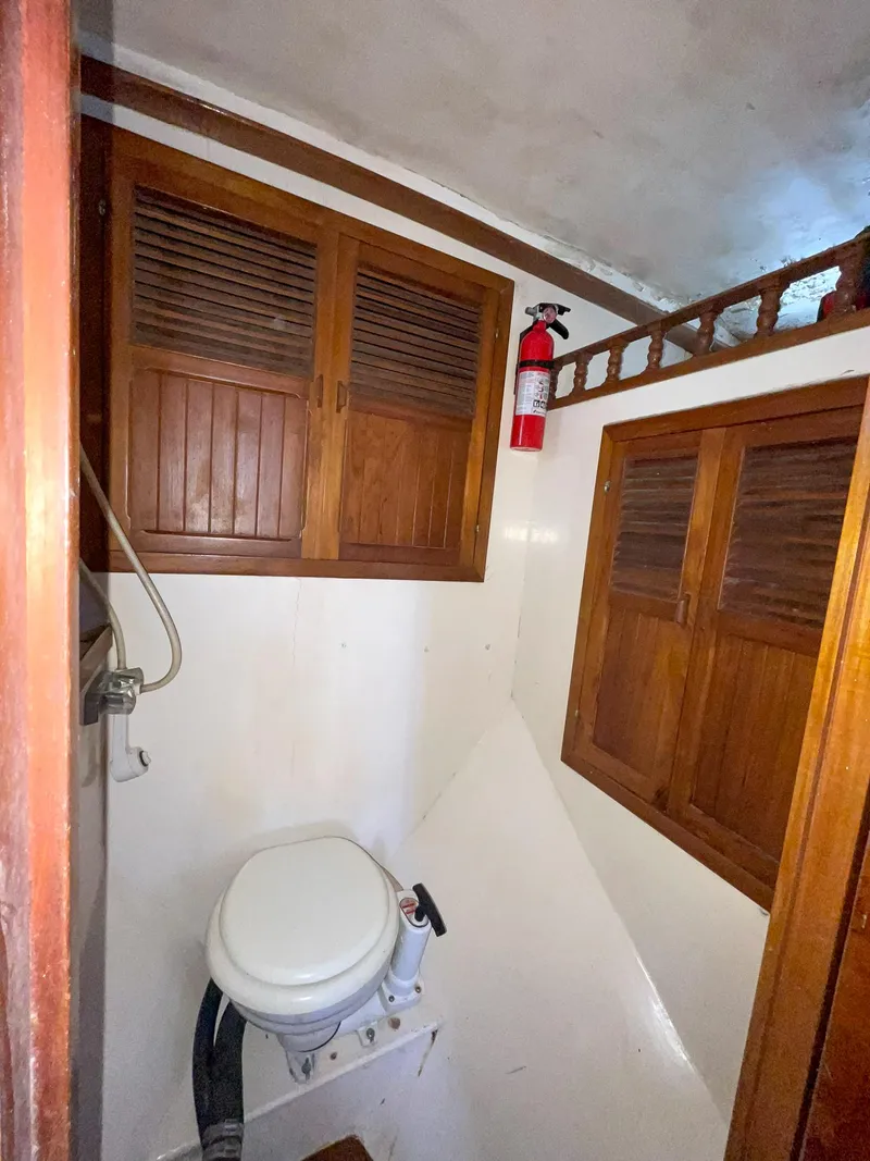 Slide: The Image of Hardin 45 1979 - 32