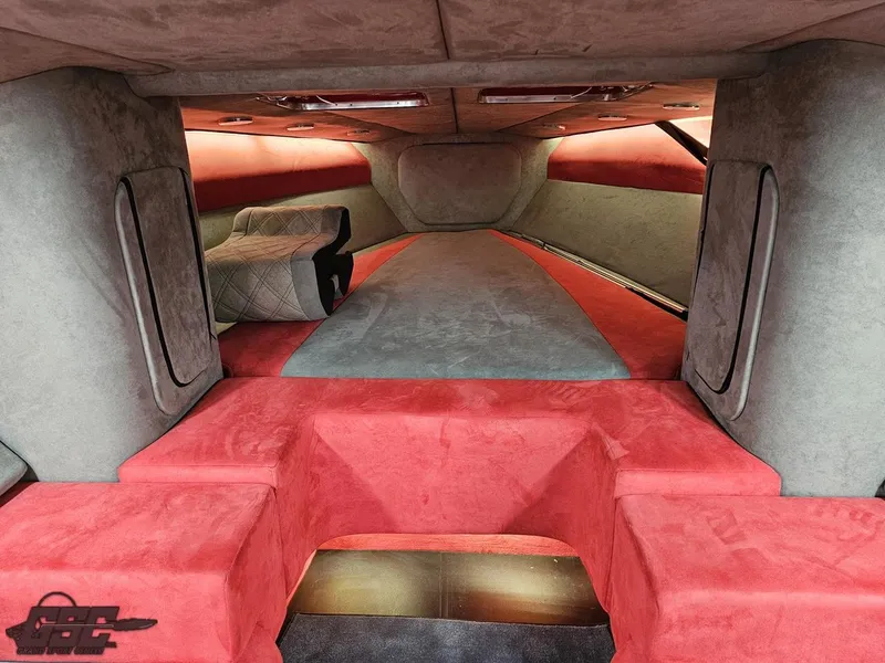 Slide: The Image of Outerlimits 52 SL 2010 - 104