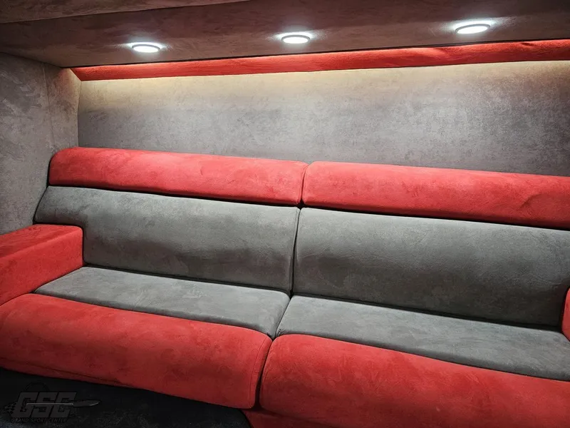 Slide: The Image of Outerlimits 52 SL 2010 - 105