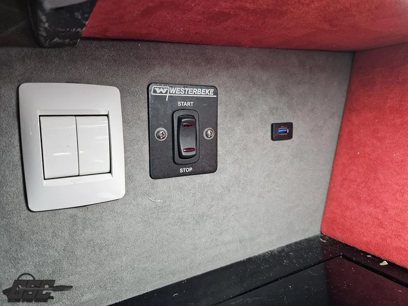 Slide: The Image of Outerlimits 52 SL 2010 - 106