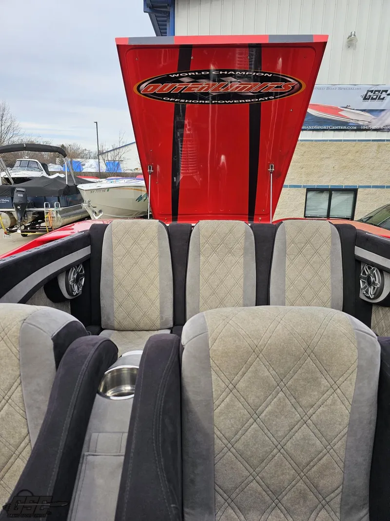 Slide: The Image of Outerlimits 52 SL 2010 - 114