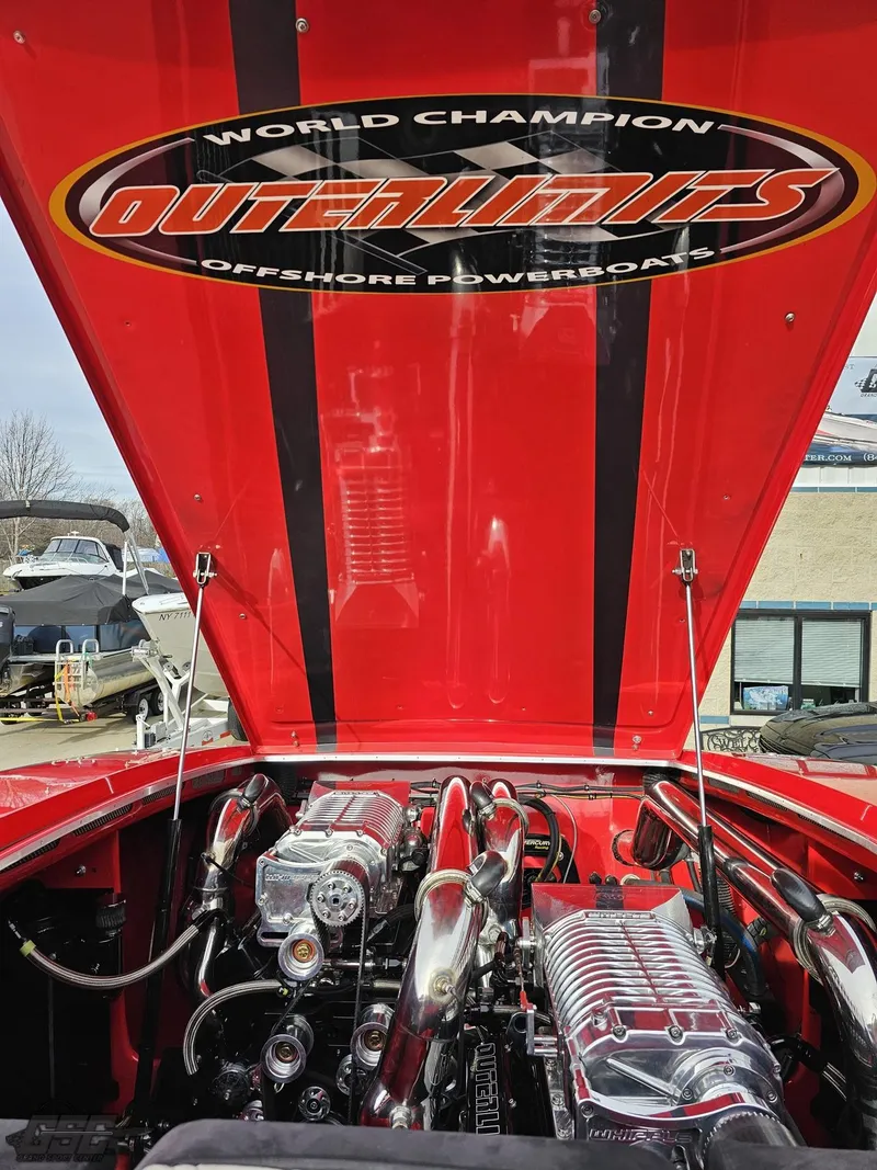 Slide: The Image of Outerlimits 52 SL 2010 - 115