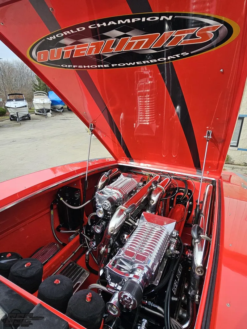 Slide: The Image of Outerlimits 52 SL 2010 - 116