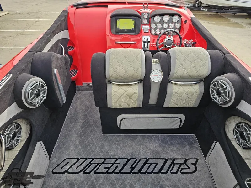 Slide: The Image of Outerlimits 52 SL 2010 - 56