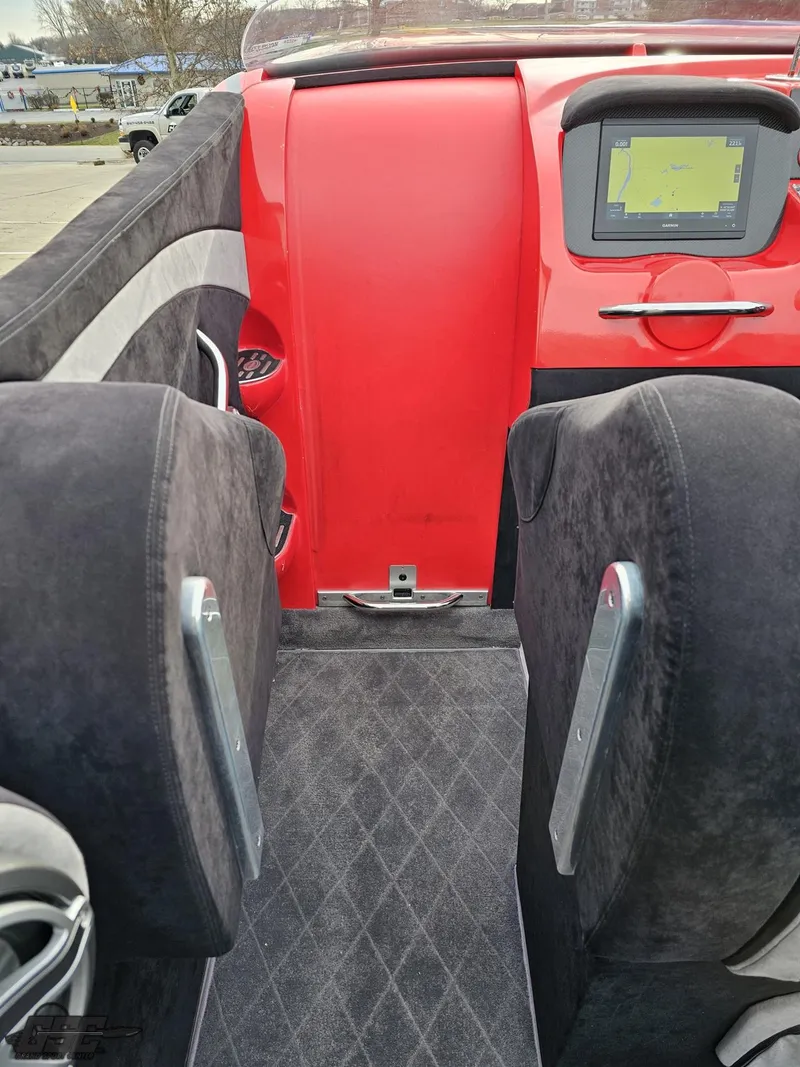 Slide: The Image of Outerlimits 52 SL 2010 - 71