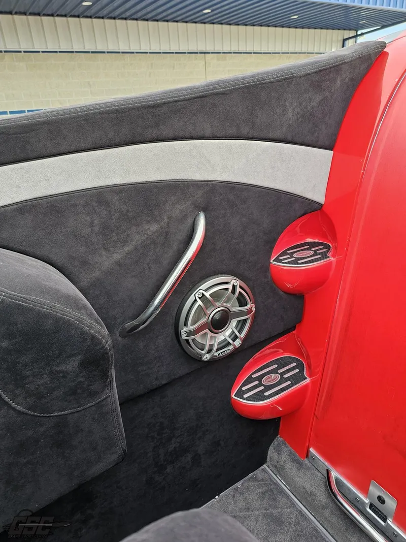 Slide: The Image of Outerlimits 52 SL 2010 - 72