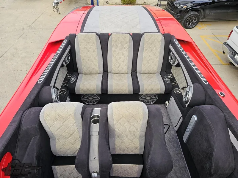 Slide: The Image of Outerlimits 52 SL 2010 - 93