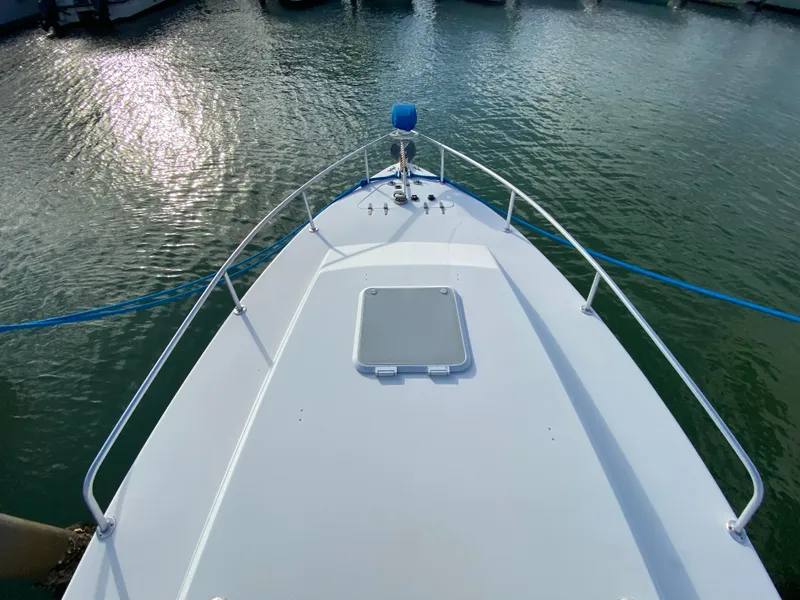 Slide: The Image of Contender Boats Inc 35 Express 1998 - 62