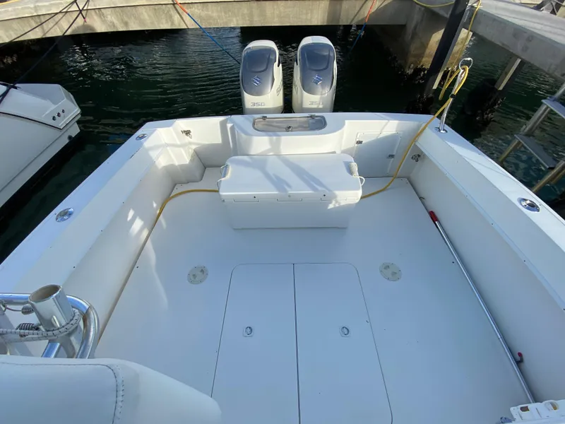 Slide: The Image of Contender Boats Inc 35 Express 1998 - 73