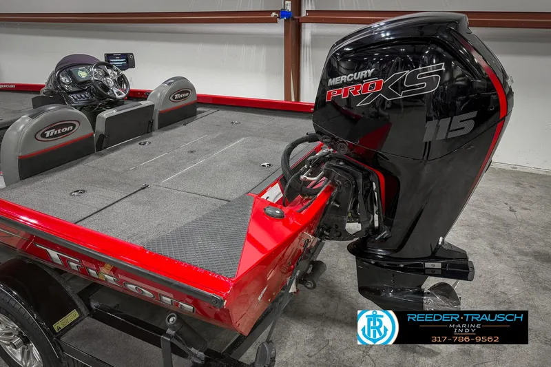 Slide: The Image of Triton 18 TX 2018 - 54