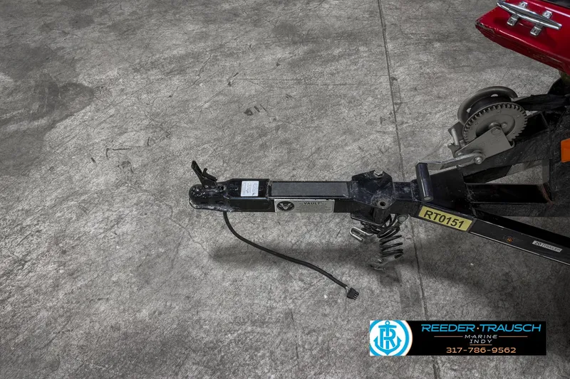 Slide: The Image of Triton 18 TX 2018 - 57