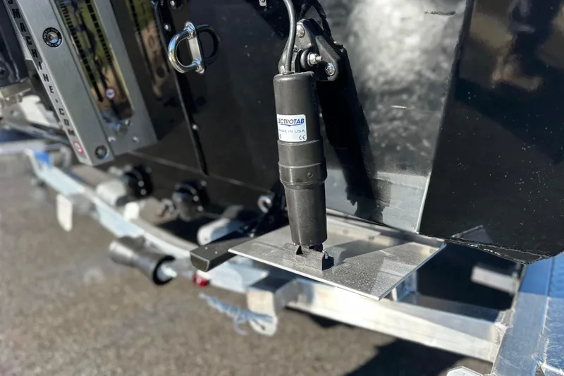 Slide: The Image of Close-up of Avid 23 Fusion 2026 boat component with hydraulic mechanism. - 29