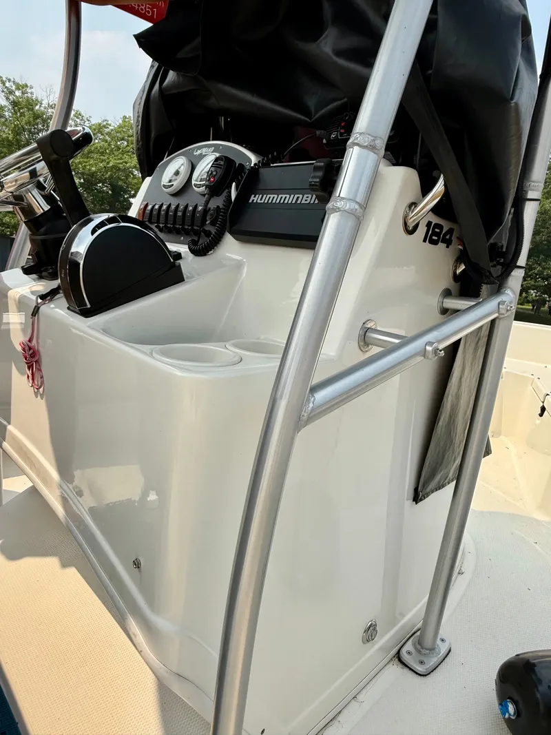 Slide: The Image of Dashboard of a 2020 Mako 184 Center Console boat. - 13