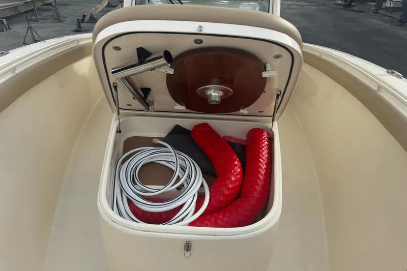 Slide: The Image of Scout 300 Lxf 2020 - 21