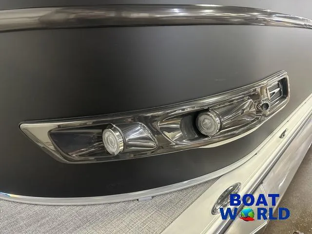 Slide: The Image of Tahoe Cascade 2385 Quad Lounge Shift SS Tritoon & Honda 2025 - 42