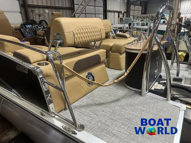 Slide: The Image of Tahoe Cascade 2385 Quad Lounge Shift SS Tritoon & Honda 2025 - 46