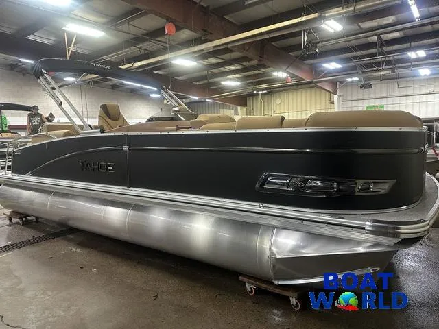 Slide: The Image of Tahoe Cascade 2385 Quad Lounge Shift SS Tritoon & Honda 2025 - 55