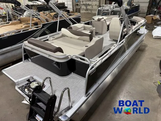Slide: The Image of 2025 Tahoe LTZ 2385 Swingback pontoon boat with Honda 4-Stroke EFI engine in showroom. - 48