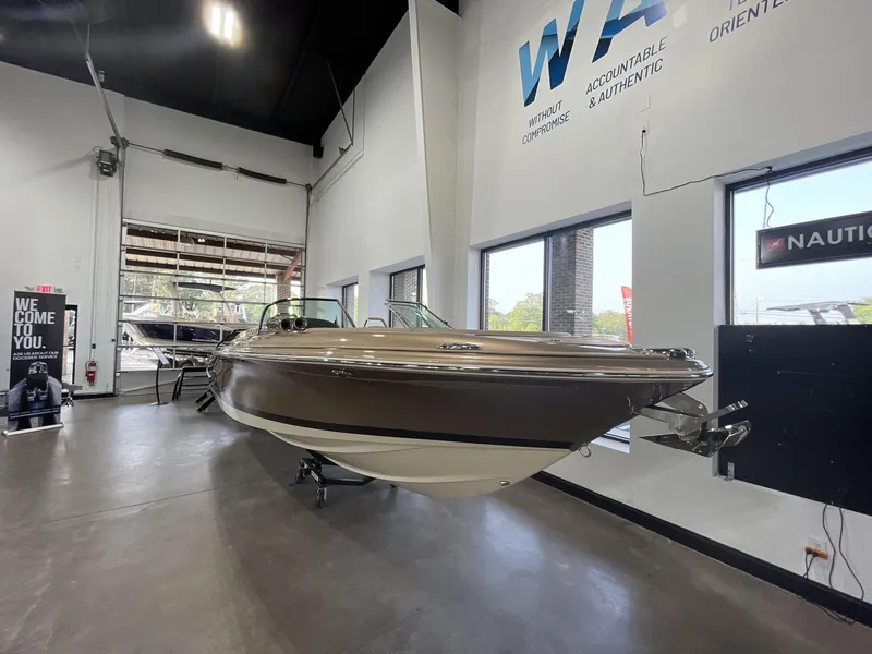 Slide: The Image of Chris-Craft Launch 27 Heritage Edition 2023 - 22