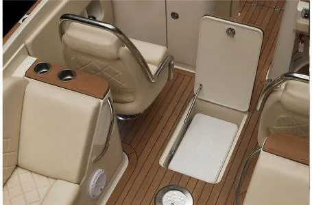 Slide: The Image of Chris-Craft Launch 27 Heritage Edition 2023 - 6