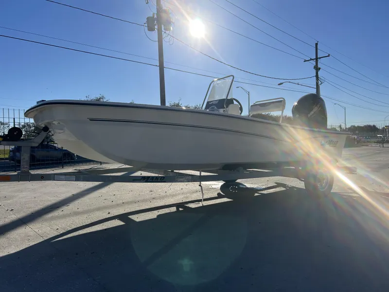 Slide: The Image of Mako Pro Skiff 17 CC 2025 - 6