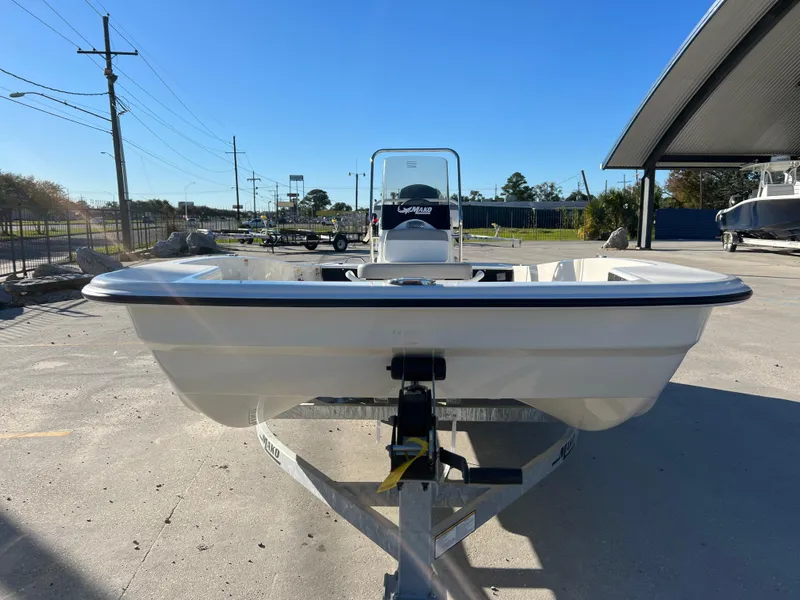 Slide: The Image of Mako Pro Skiff 17 CC 2025 - 8