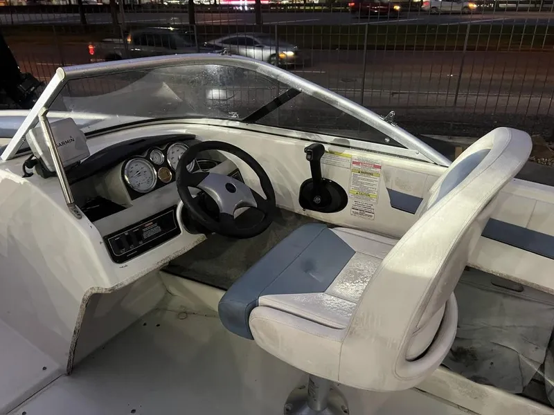 Slide: The Image of Bayliner 190 2012 - 3