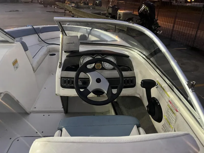 Slide: The Image of Bayliner 190 2012 - 6