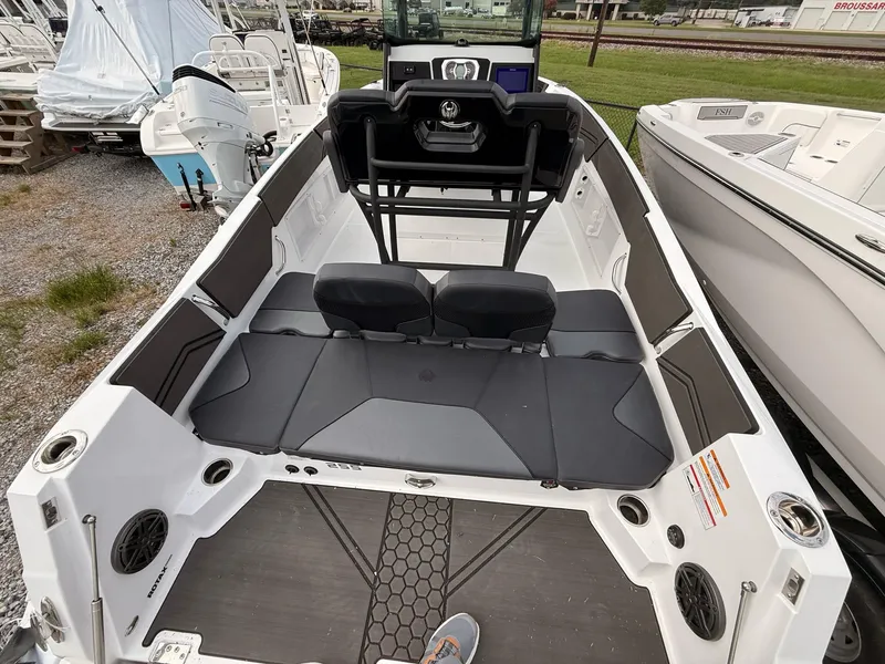 Slide: The Image of Scarab 255 Open LX 2025 - 16