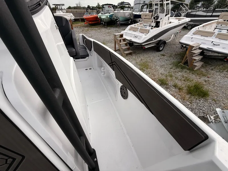 Slide: The Image of Scarab 255 Open LX 2025 - 20