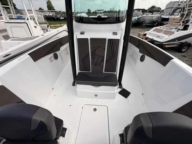 Slide: The Image of Scarab 255 Open LX 2025 - 21