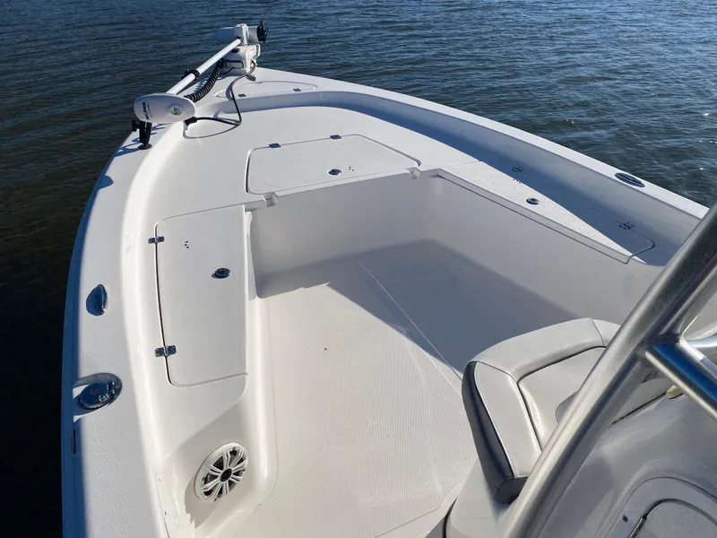 Slide: The Image of Tidewater 2400 Bay Max 2018 - 106
