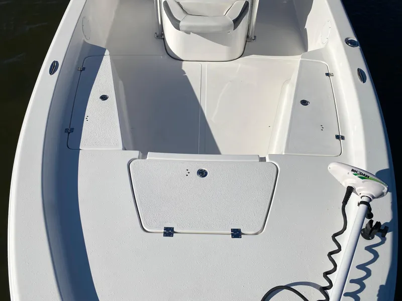 Slide: The Image of Tidewater 2400 Bay Max 2018 - 108