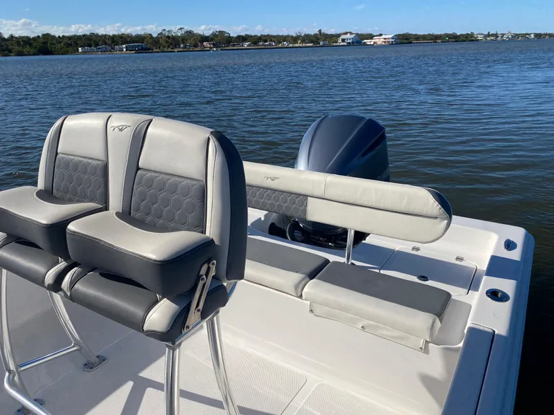 Slide: The Image of Tidewater 2400 Bay Max 2018 - 109