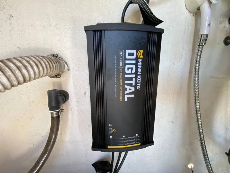 Slide: The Image of Tidewater 2400 Bay Max 2018 - 72