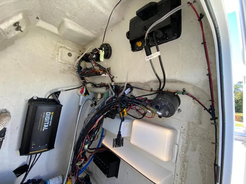 Slide: The Image of Tidewater 2400 Bay Max 2018 - 74