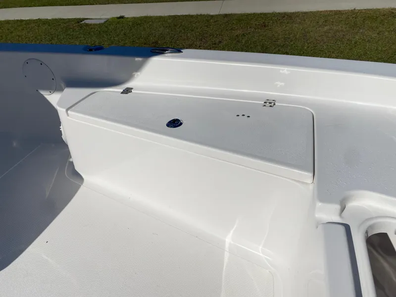 Slide: The Image of Tidewater 2400 Bay Max 2018 - 89