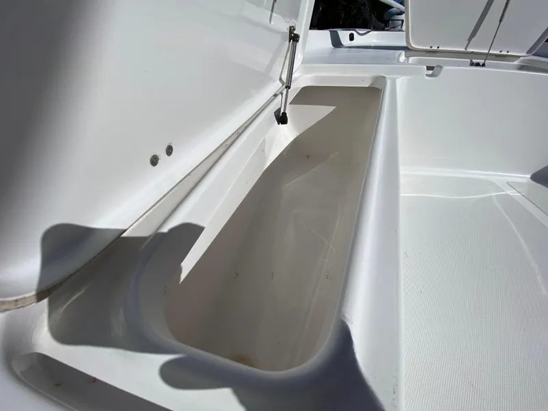 Slide: The Image of Tidewater 2400 Bay Max 2018 - 91