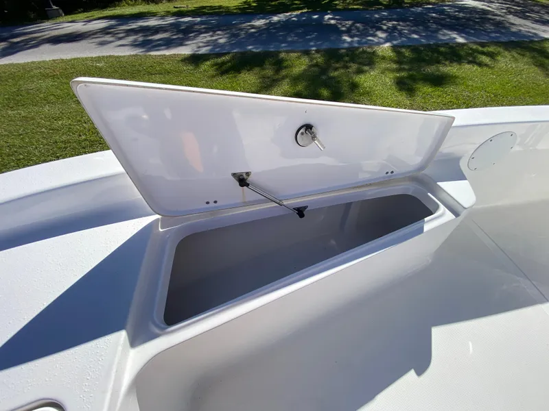 Slide: The Image of Tidewater 2400 Bay Max 2018 - 95