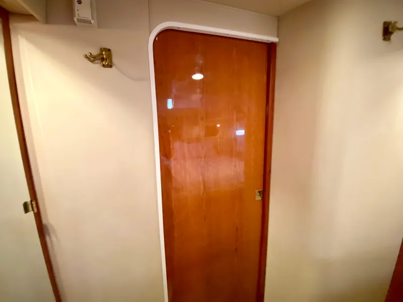 Slide: The Image of Interior cabin door of 2000 Sea Ray 380 Sundancer yacht. - 33