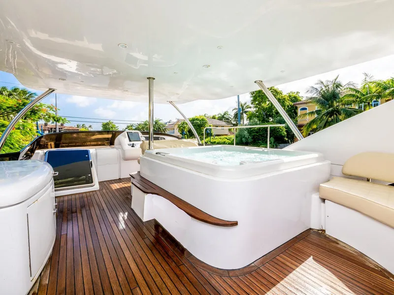 Slide: The Image of Azimut 70 Sea-Jet 2000 - 78