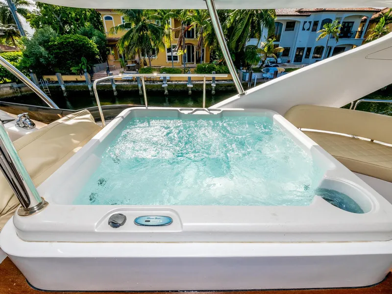 Slide: The Image of Azimut 70 Sea-Jet 2000 - 81