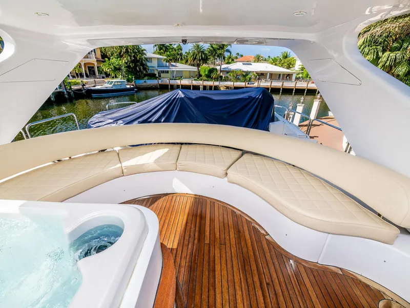 Slide: The Image of Azimut 70 Sea-Jet 2000 - 83