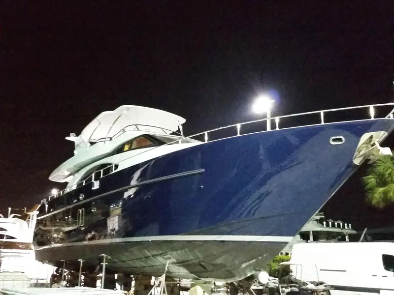 Slide: The Image of Azimut 70 Sea-Jet 2000 - 87