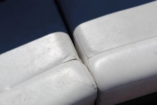 Slide: The Image of Correct Craft Ski Nautique 1995 - 10