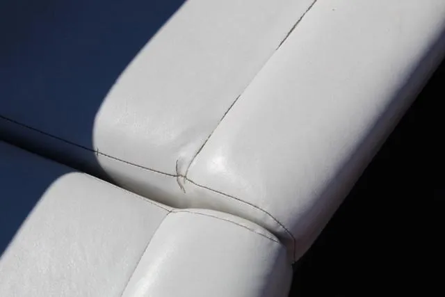 Slide: The Image of Correct Craft Ski Nautique 1995 - 11